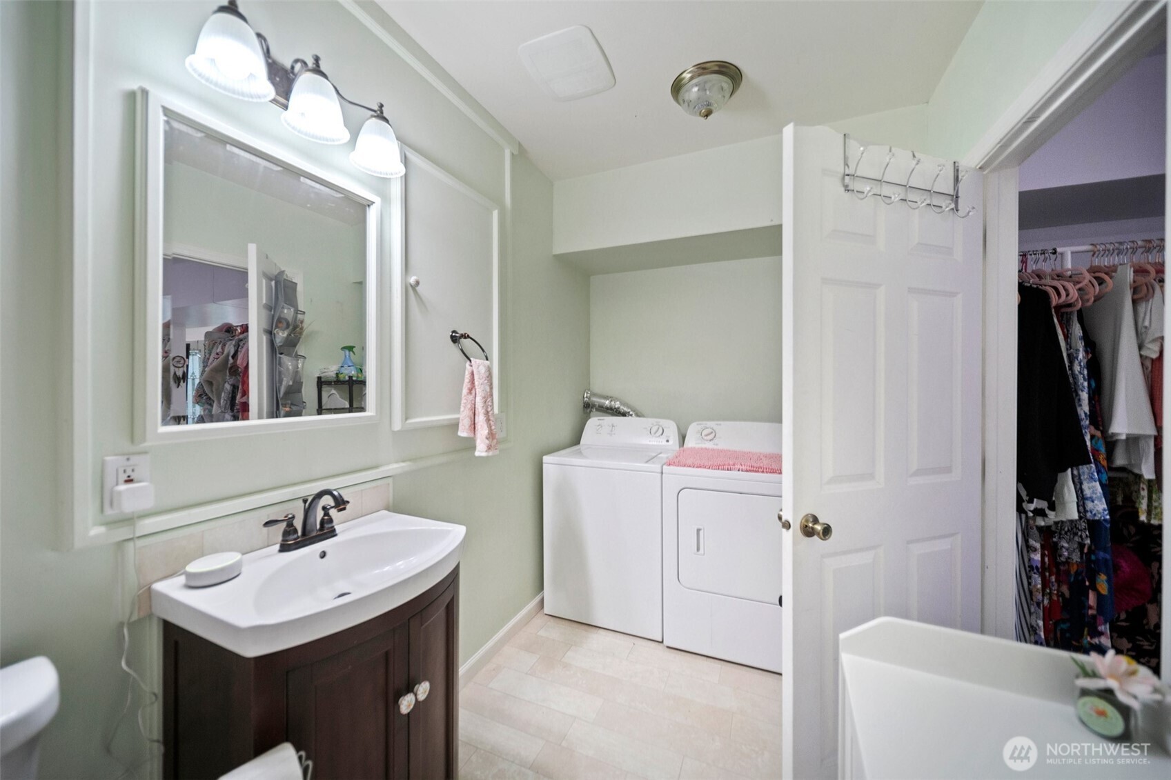 5663 SE Forest Haven Lane , Port Orchard, WA 98366
