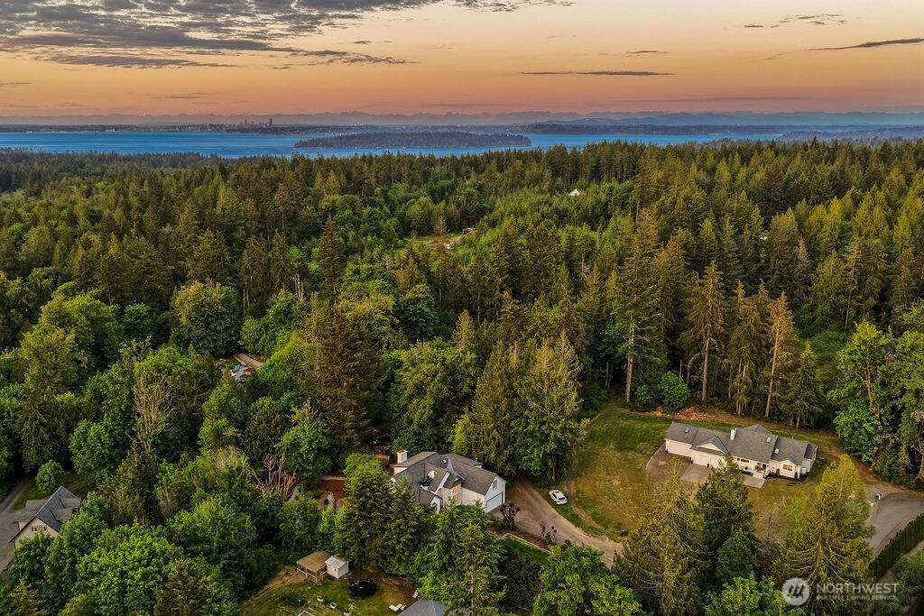 5689 SE FOREST HAVEN Lane , Port Orchard, WA 98366
