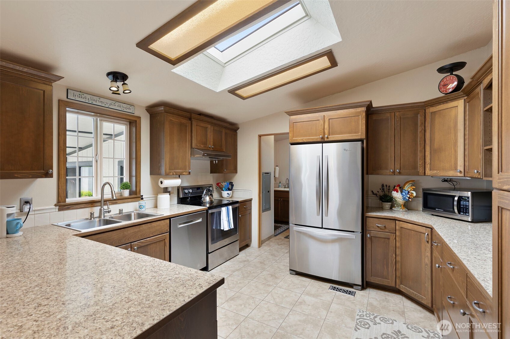 2191 HASTINGS Lane SE, Port Orchard, WA 98367
