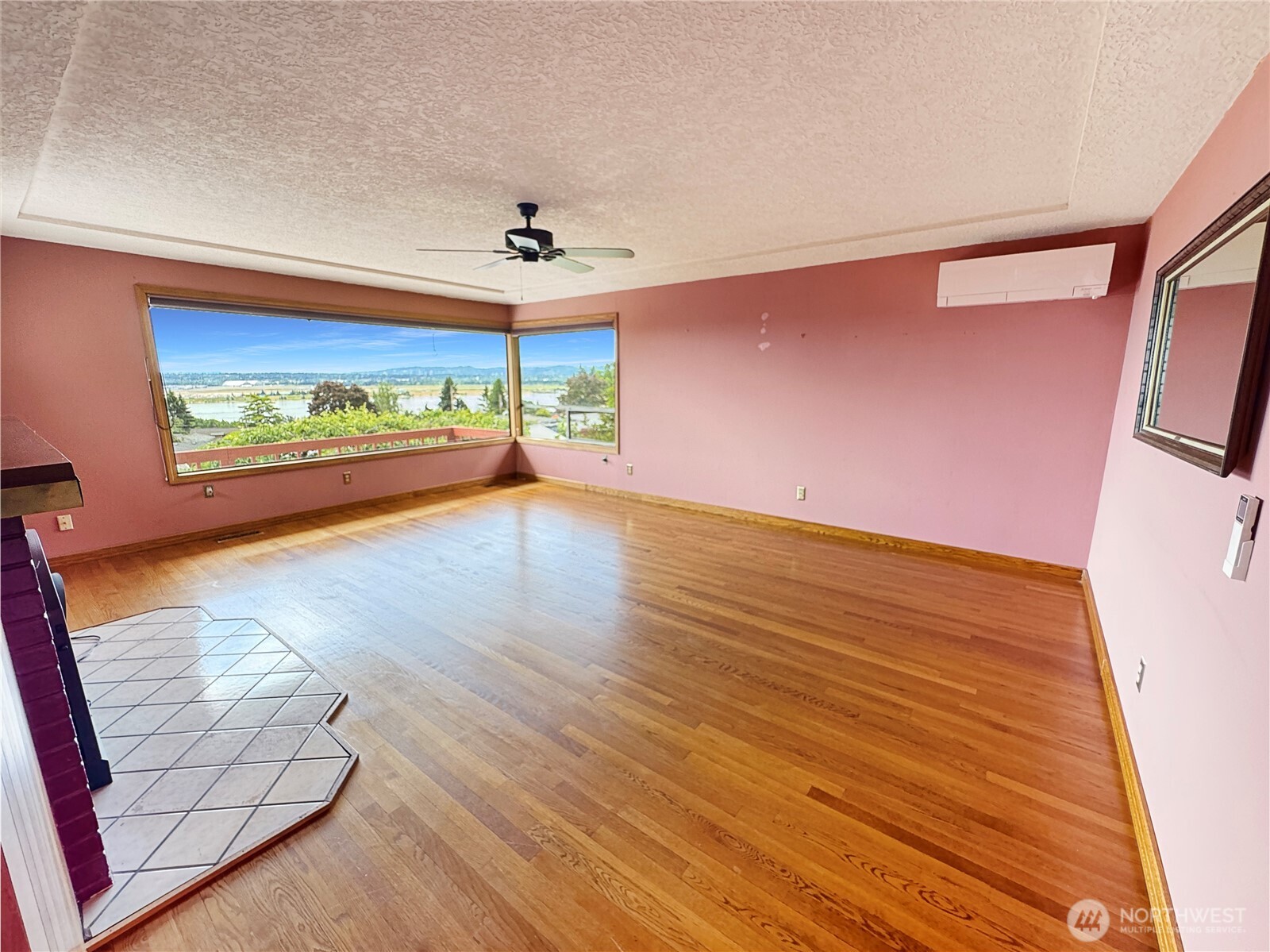 6814 Sleret Avenue , Vancouver, WA 98664