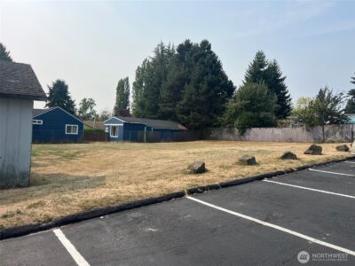 3237 Perry Avenue NE, Bremerton, WA 98310 - Photo 3