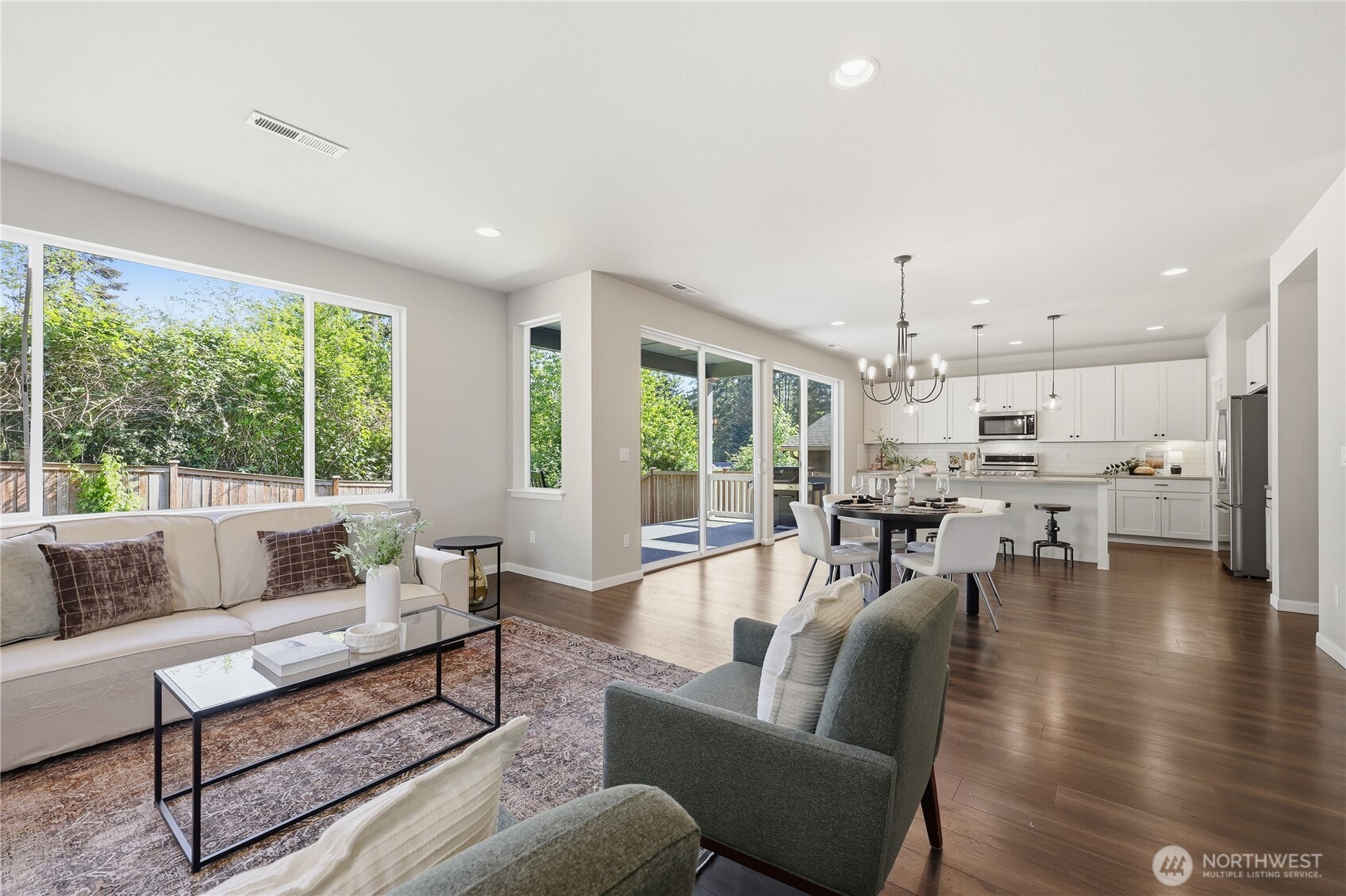 18856 Colwood Avenue NE, Poulsbo, WA 98370