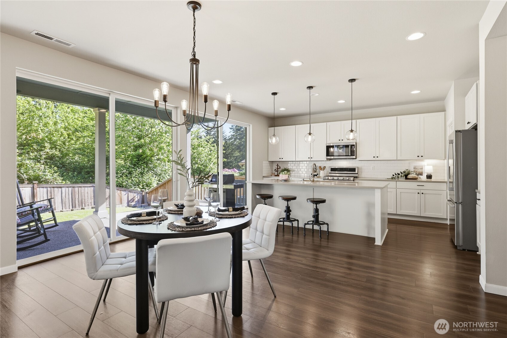 18856 Colwood Avenue NE, Poulsbo, WA 98370