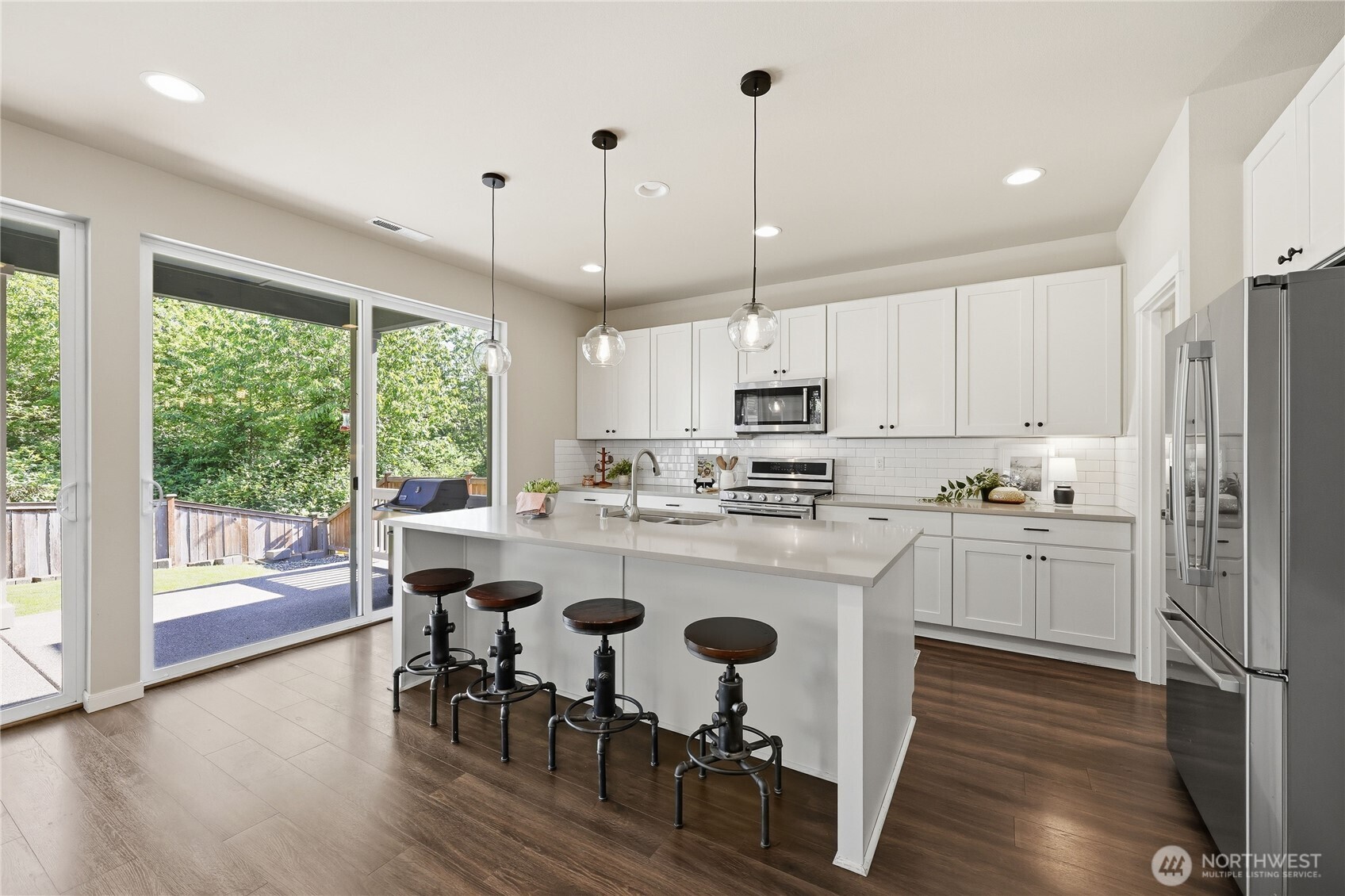 18856 Colwood Avenue NE, Poulsbo, WA 98370