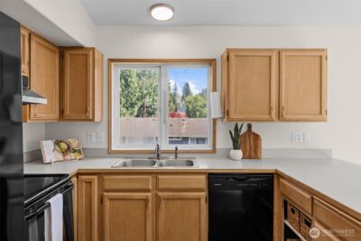 2233 NW Clinton Avenue , Poulsbo, WA 98370 - Photo 11
