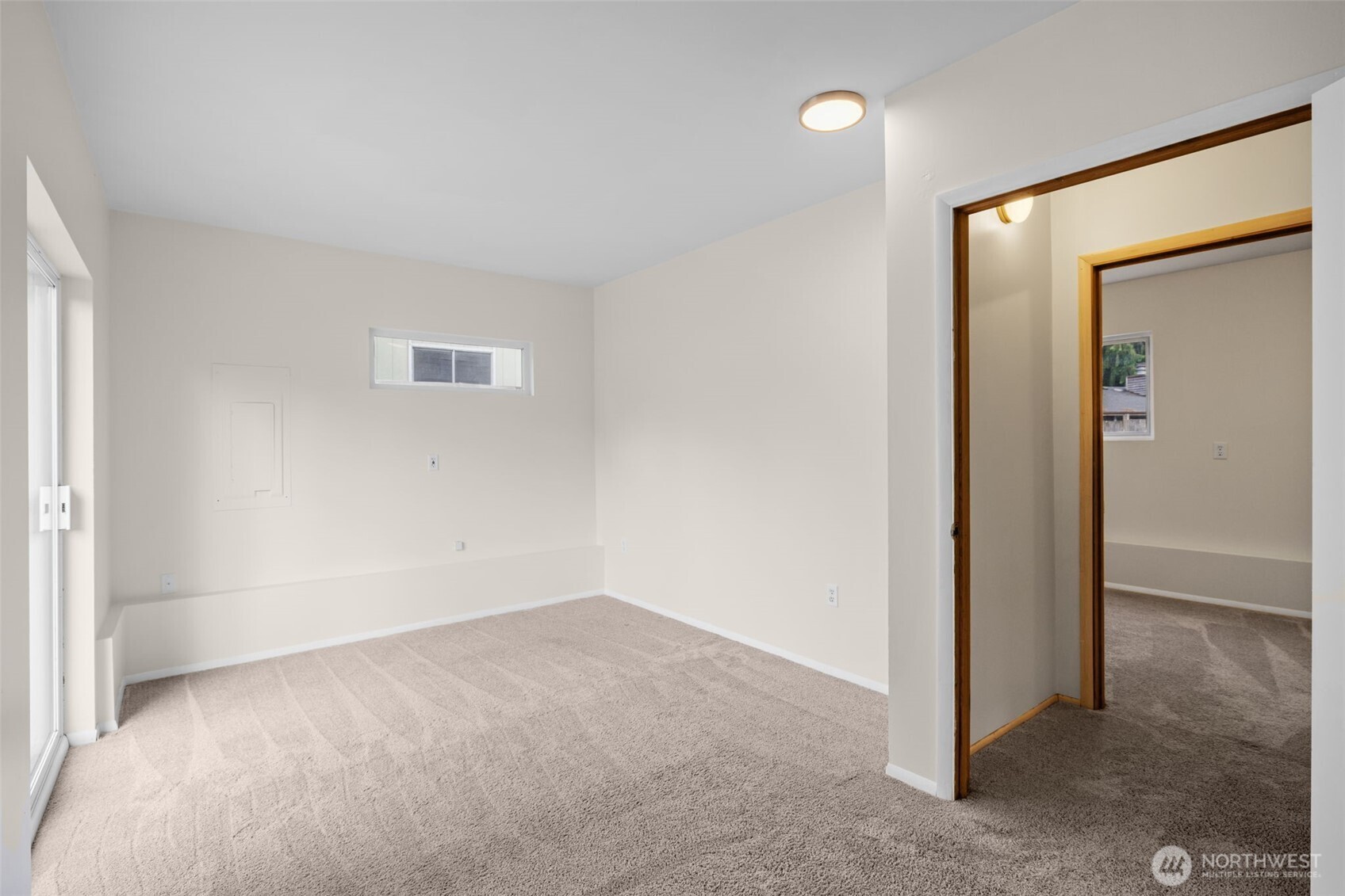 2233 NW Clinton Avenue , Poulsbo, WA 98370