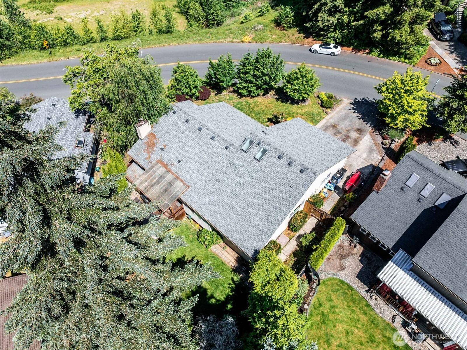 2213 NE Parkview Drive , Vancouver, WA 98686