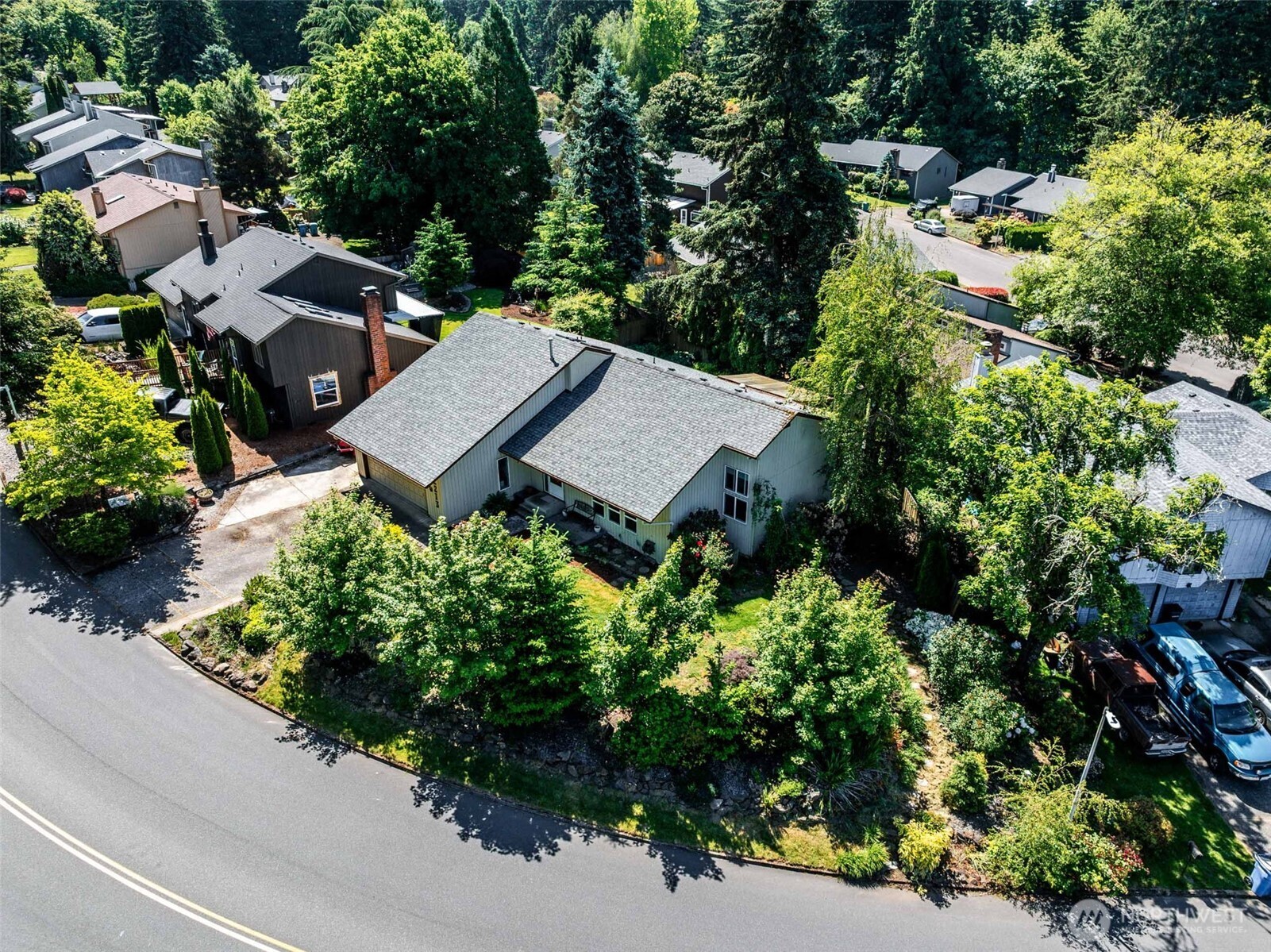 2213 NE Parkview Drive , Vancouver, WA 98686