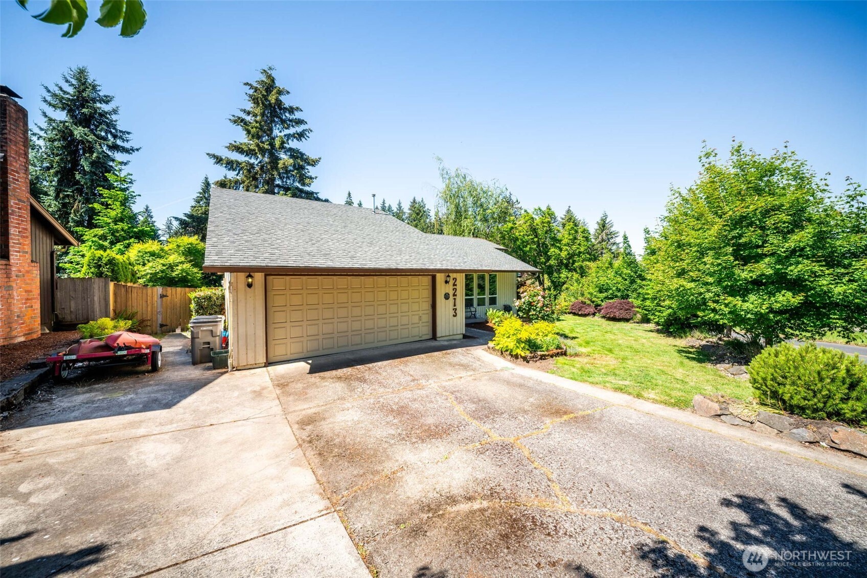 2213 NE Parkview Drive , Vancouver, WA 98686