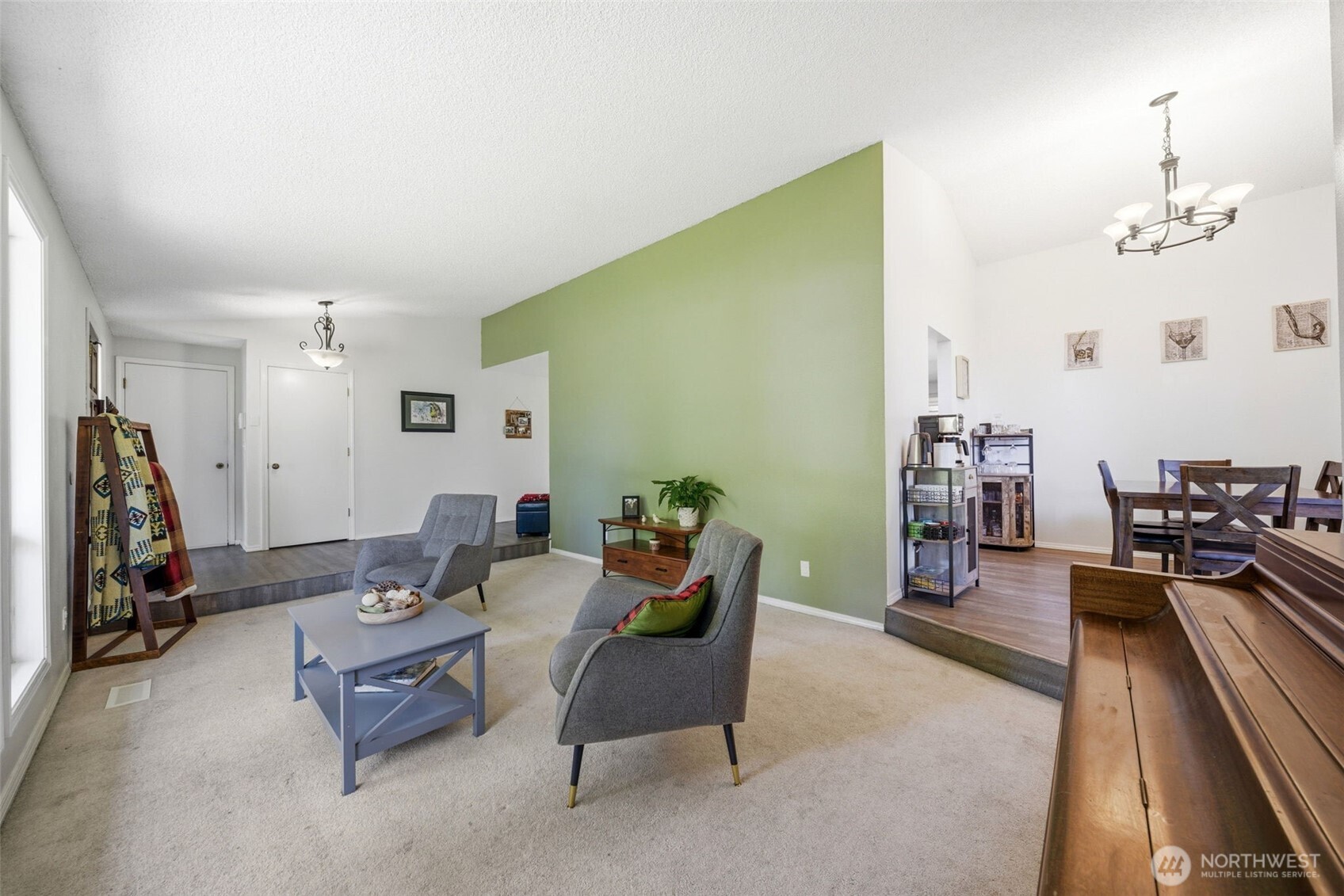 2213 NE Parkview Drive , Vancouver, WA 98686