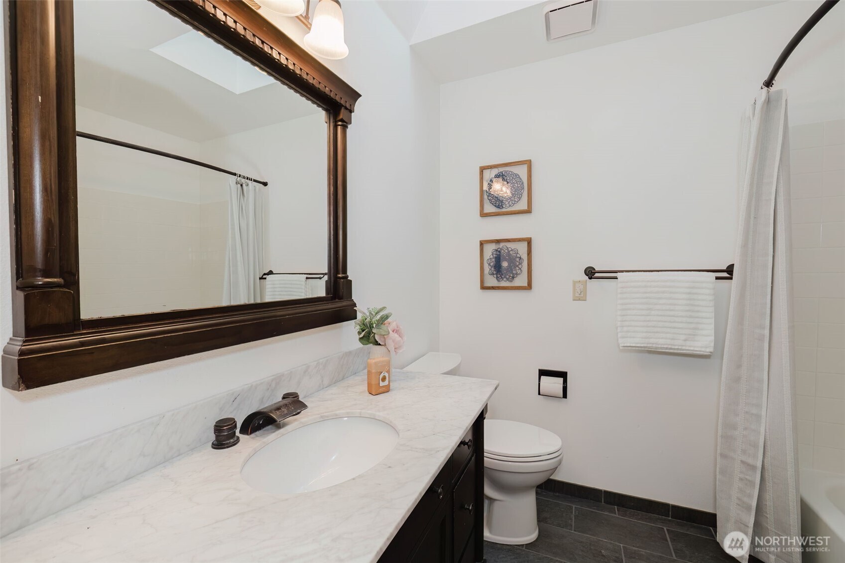 2031 NE Marina Vista Court , Poulsbo, WA 98370