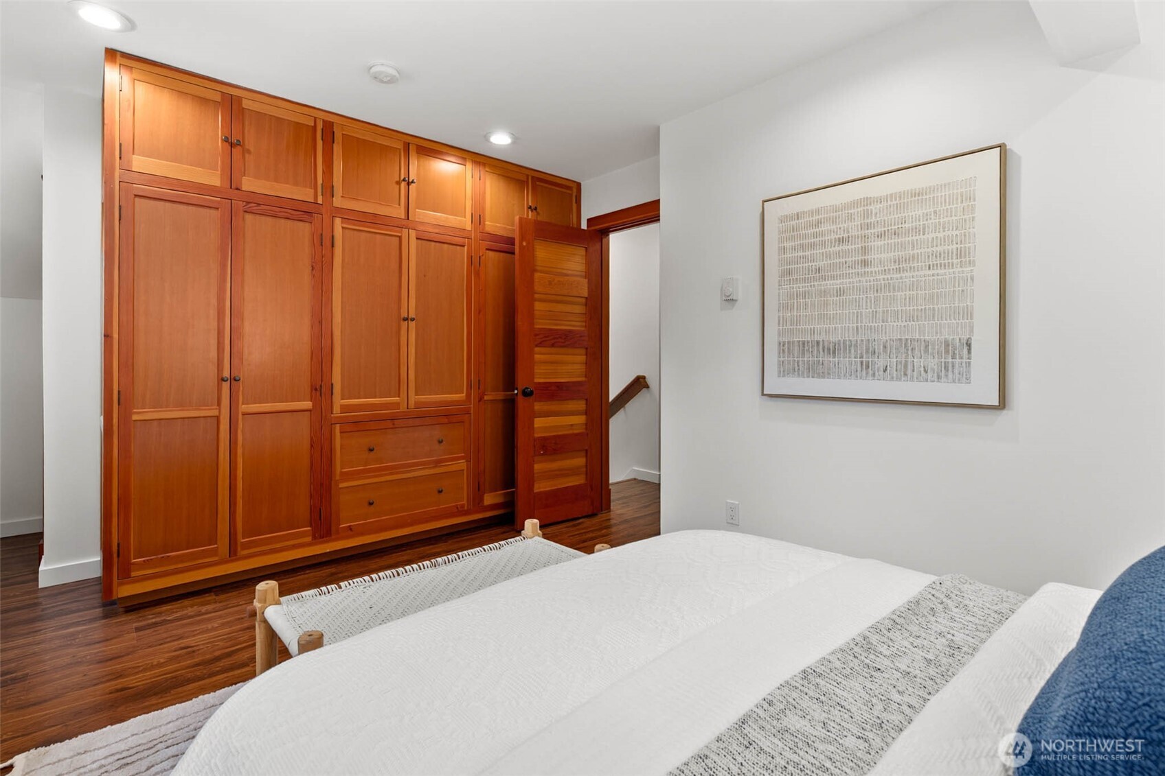 7026 Island Center Road NE, Bainbridge Island, WA 98110