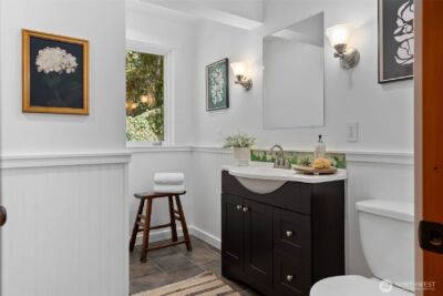 7026 Island Center Road NE, Bainbridge Island, WA 98110 - Photo 25