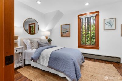 7026 Island Center Road NE, Bainbridge Island, WA 98110 - Photo 28