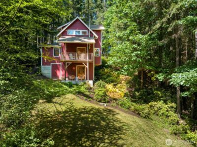 7026 Island Center Road NE, Bainbridge Island, WA 98110 - Photo 3