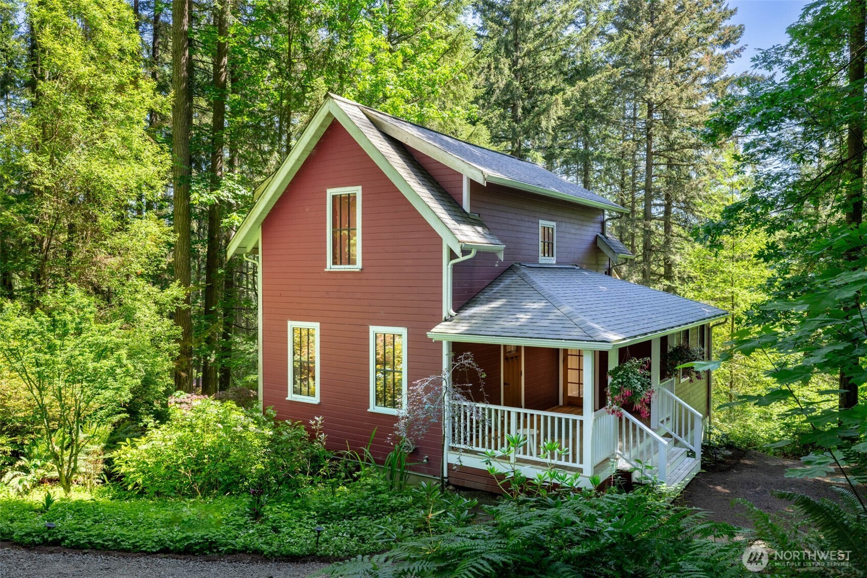 7026 Island Center Road NE, Bainbridge Island, WA 98110