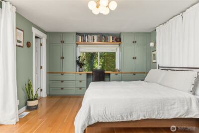 14268 N Madison Avenue NE, Bainbridge Island, WA 98110 - Photo 14