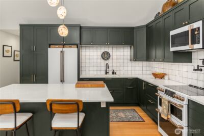 14268 N Madison Avenue NE, Bainbridge Island, WA 98110 - Photo 7
