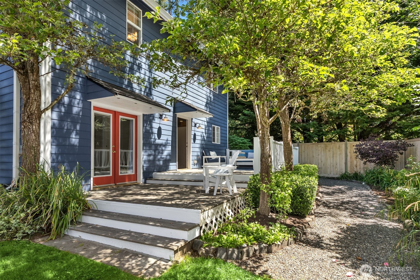 705 Moji Lane NW, Bainbridge Island, WA 98110