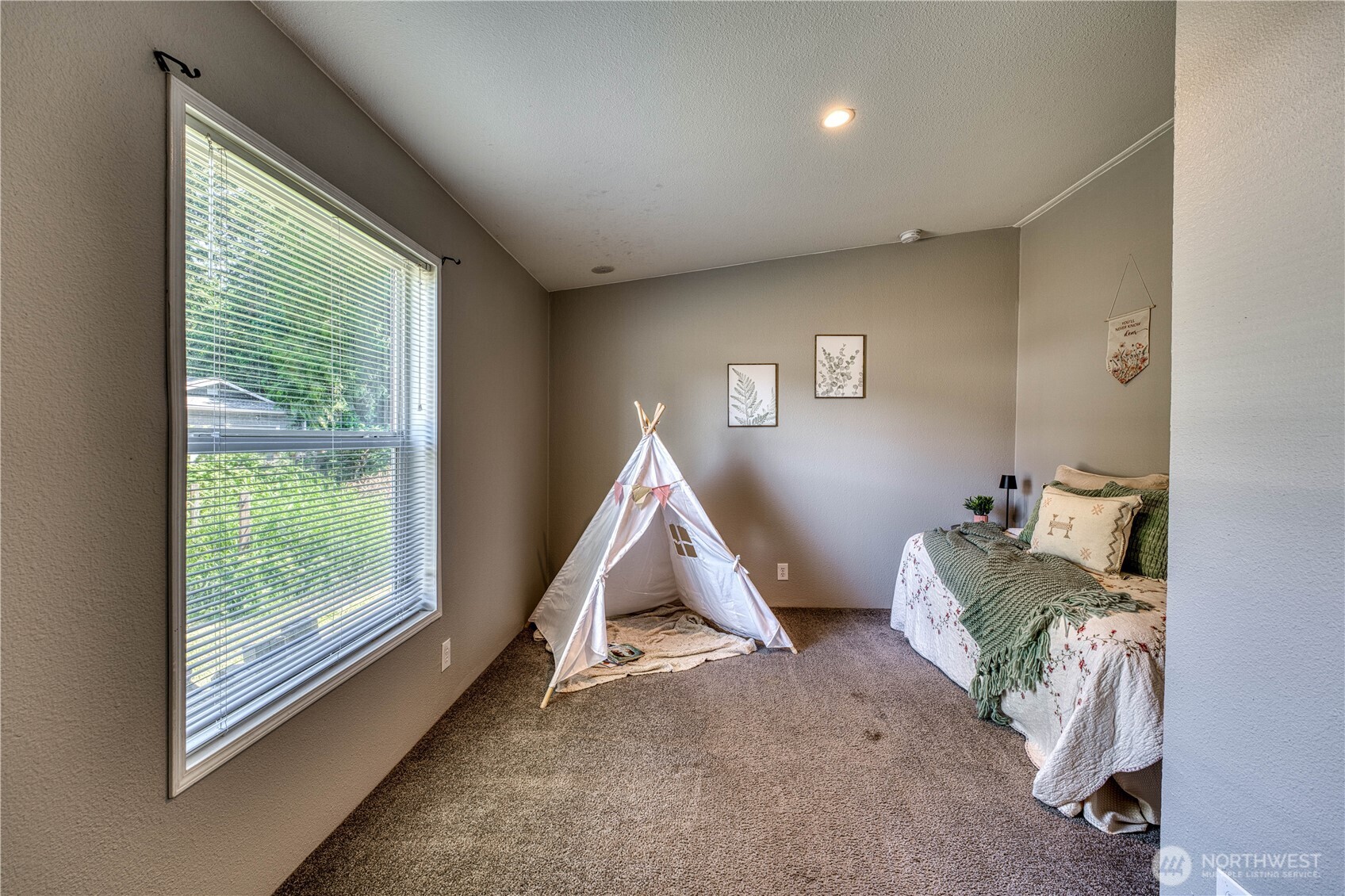 4436 SE Horstman Road , Port Orchard, WA 98366