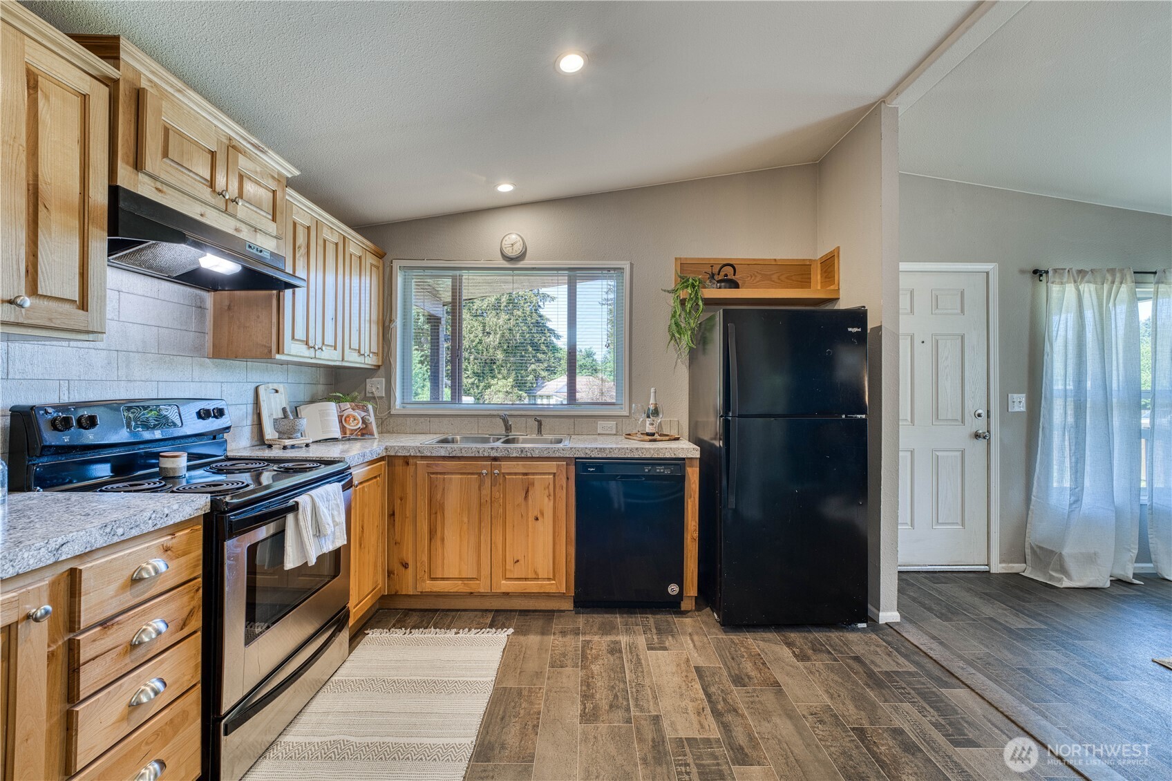 4436 SE Horstman Road , Port Orchard, WA 98366