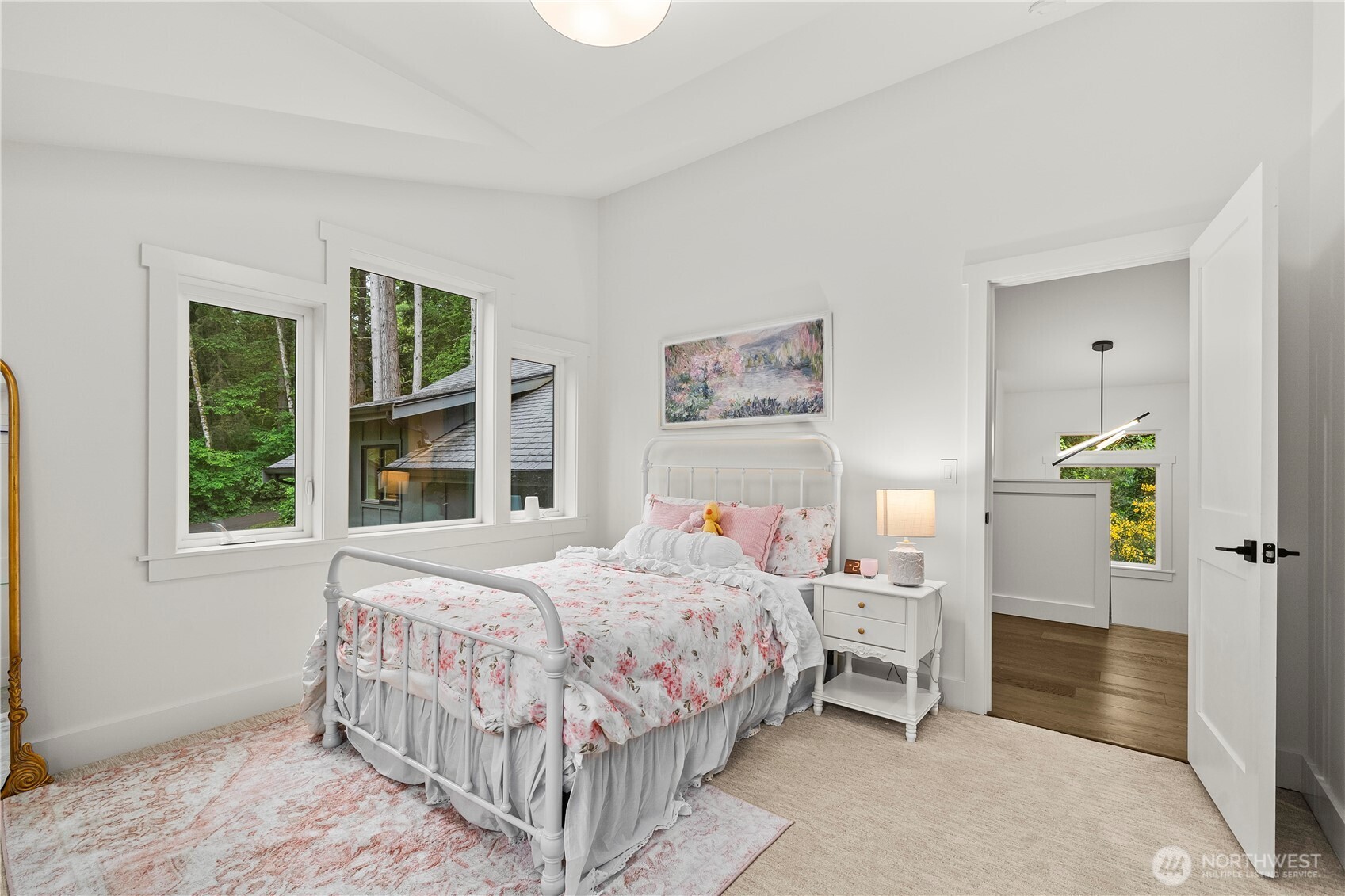 8636 NE Belle Hill Lane , Bainbridge Island, WA 98110