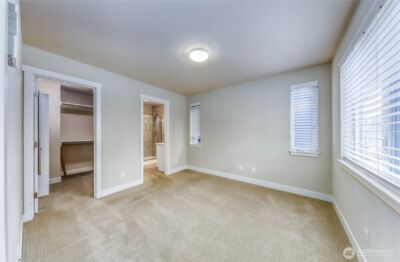 690 Wintersweet Road NE, Bainbridge Island, WA 98110 - Photo 18