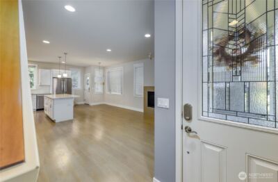 690 Wintersweet Road NE, Bainbridge Island, WA 98110 - Photo 5