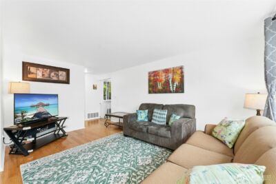 1319 NW Slate Lane #106, Silverdale, WA 98383 - Photo 5