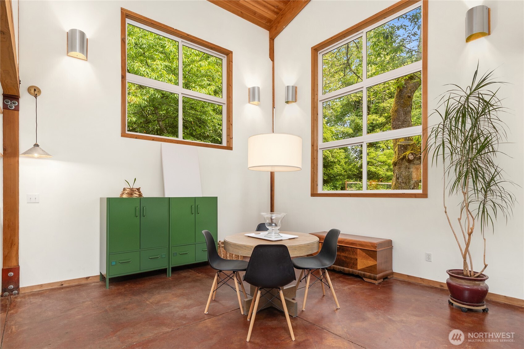 13984 Toad Holler PL NE, Bainbridge Island, WA 98110
