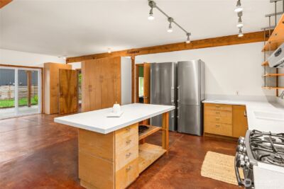 13984 Toad Holler PL NE, Bainbridge Island, WA 98110 - Photo 16