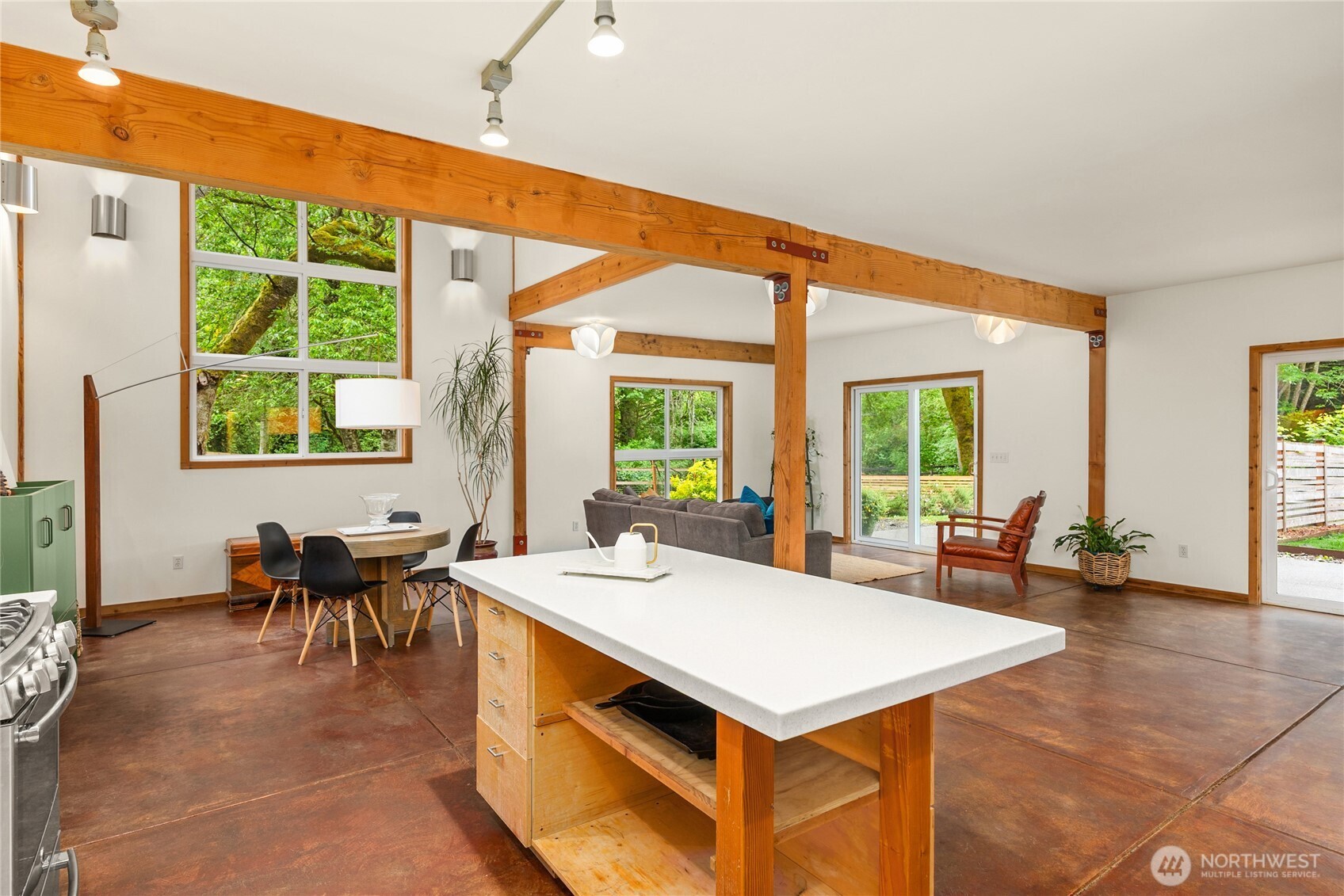 13984 Toad Holler PL NE, Bainbridge Island, WA 98110
