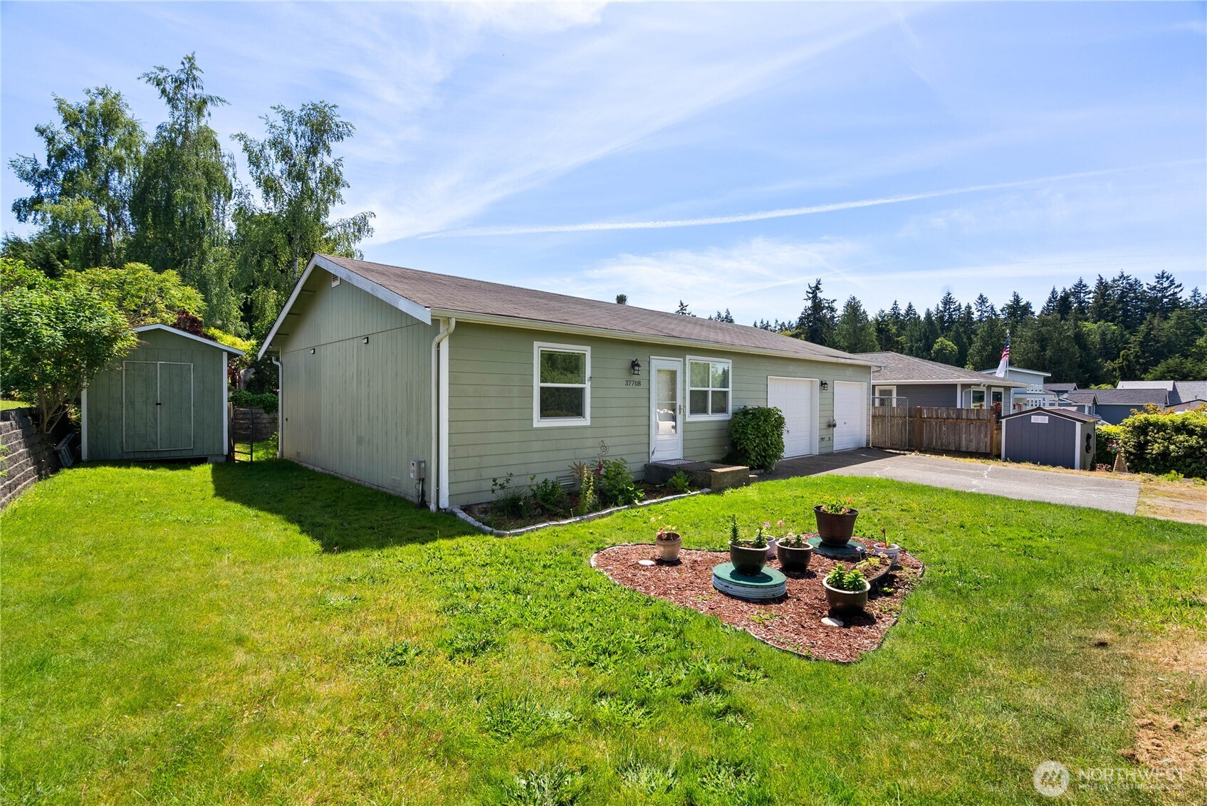 37708 Vista Key Drive NE, Hansville, WA 98340