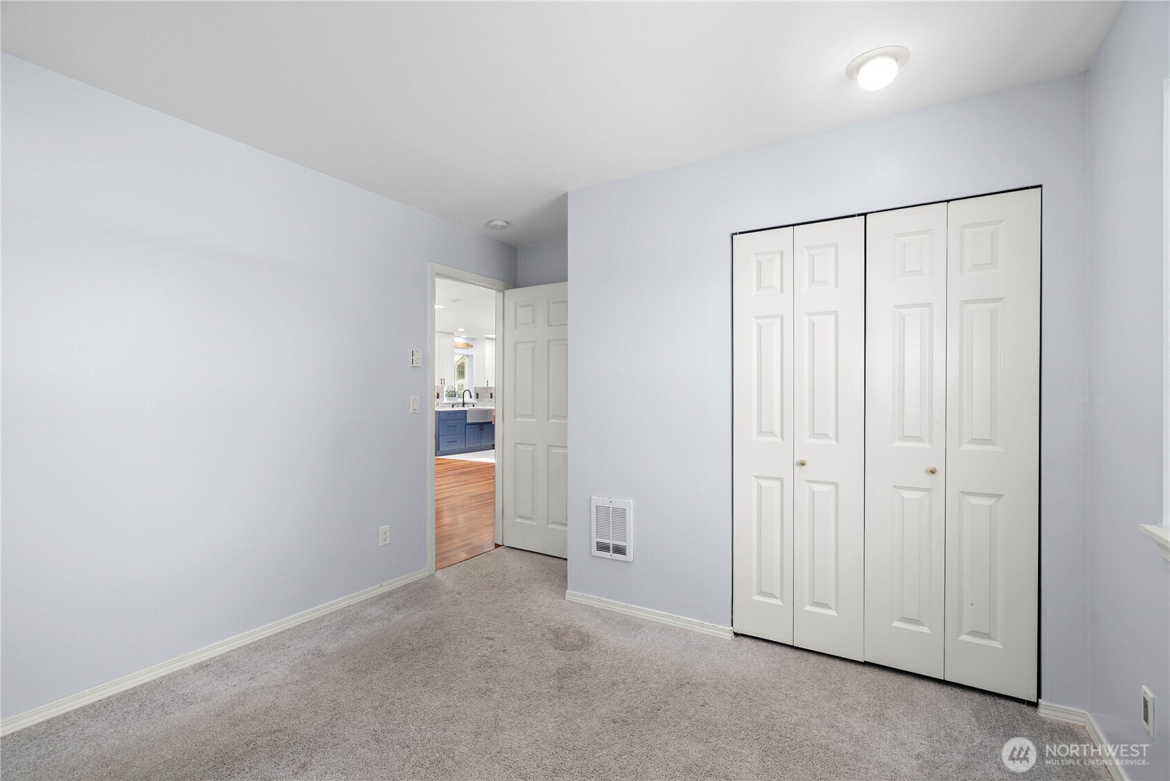 37708 Vista Key Drive NE, Hansville, WA 98340
