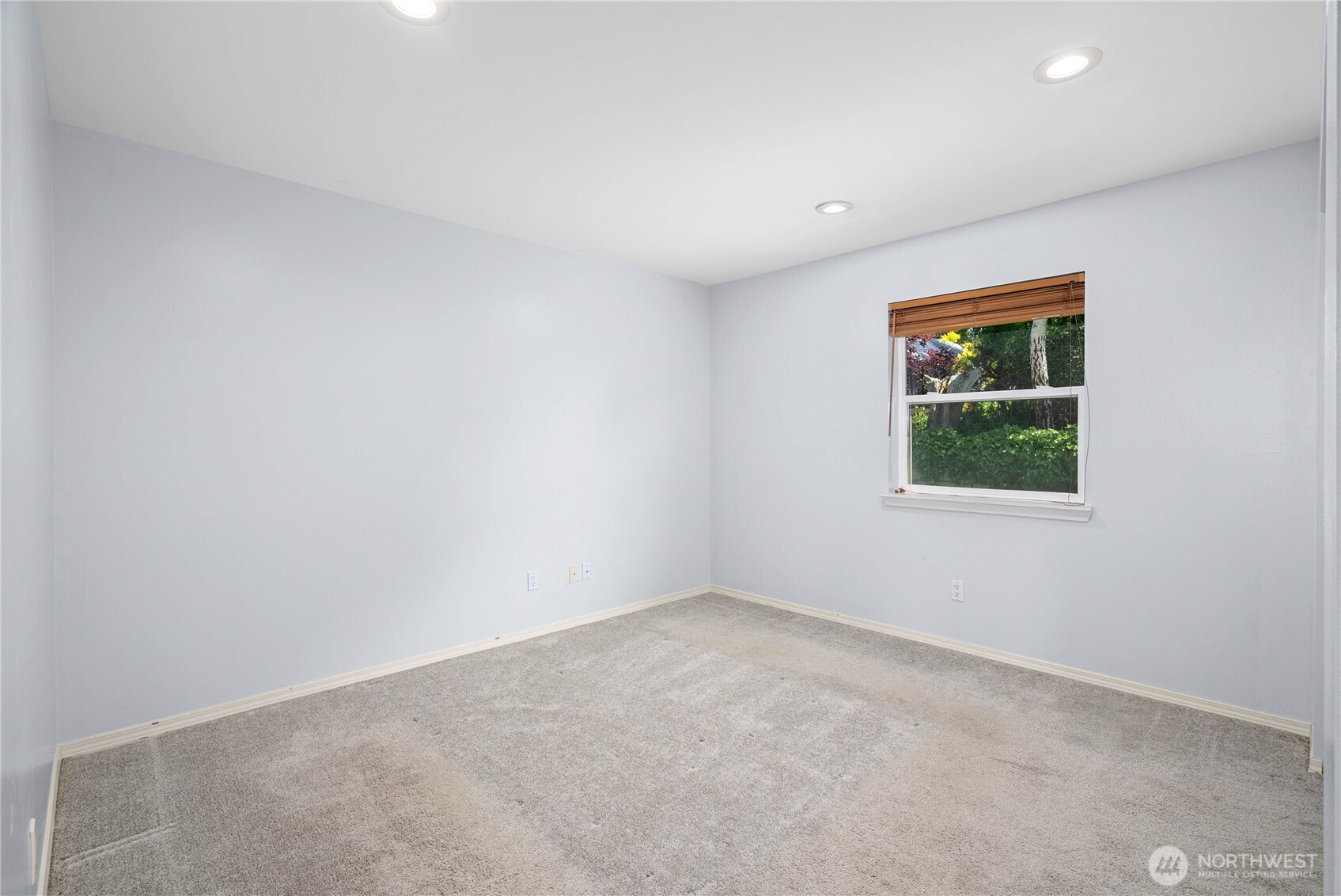 37708 Vista Key Drive NE, Hansville, WA 98340