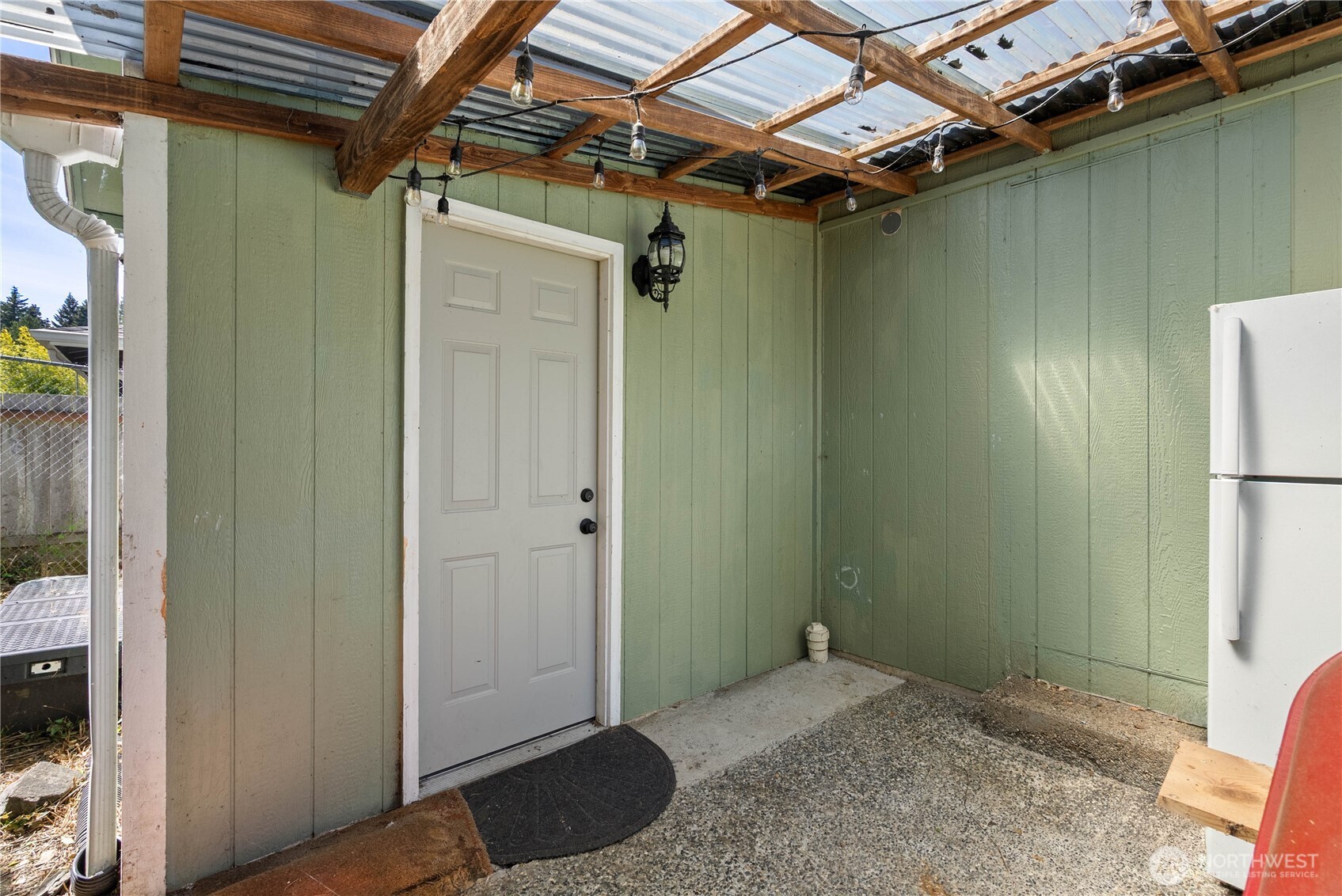 37708 Vista Key Drive NE, Hansville, WA 98340