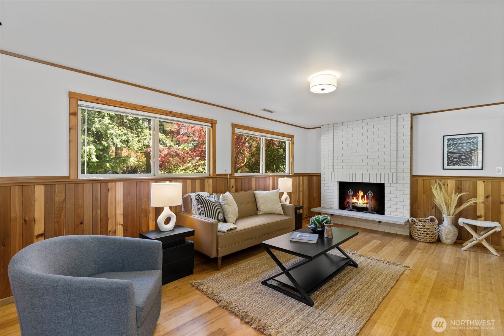 13893 John Street NE, Bainbridge Island, WA 98110