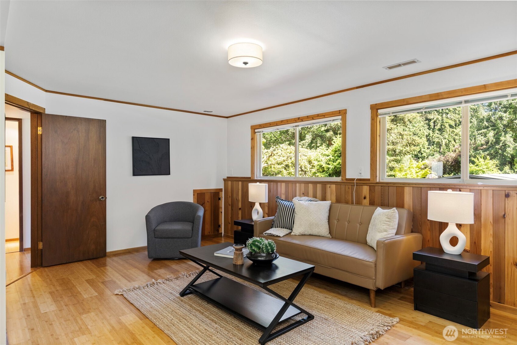 13893 John Street NE, Bainbridge Island, WA 98110