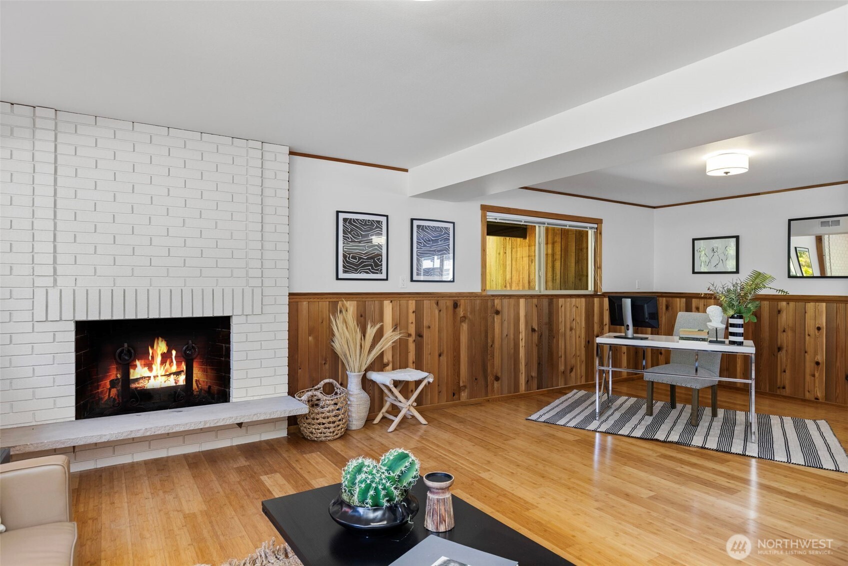 13893 John Street NE, Bainbridge Island, WA 98110