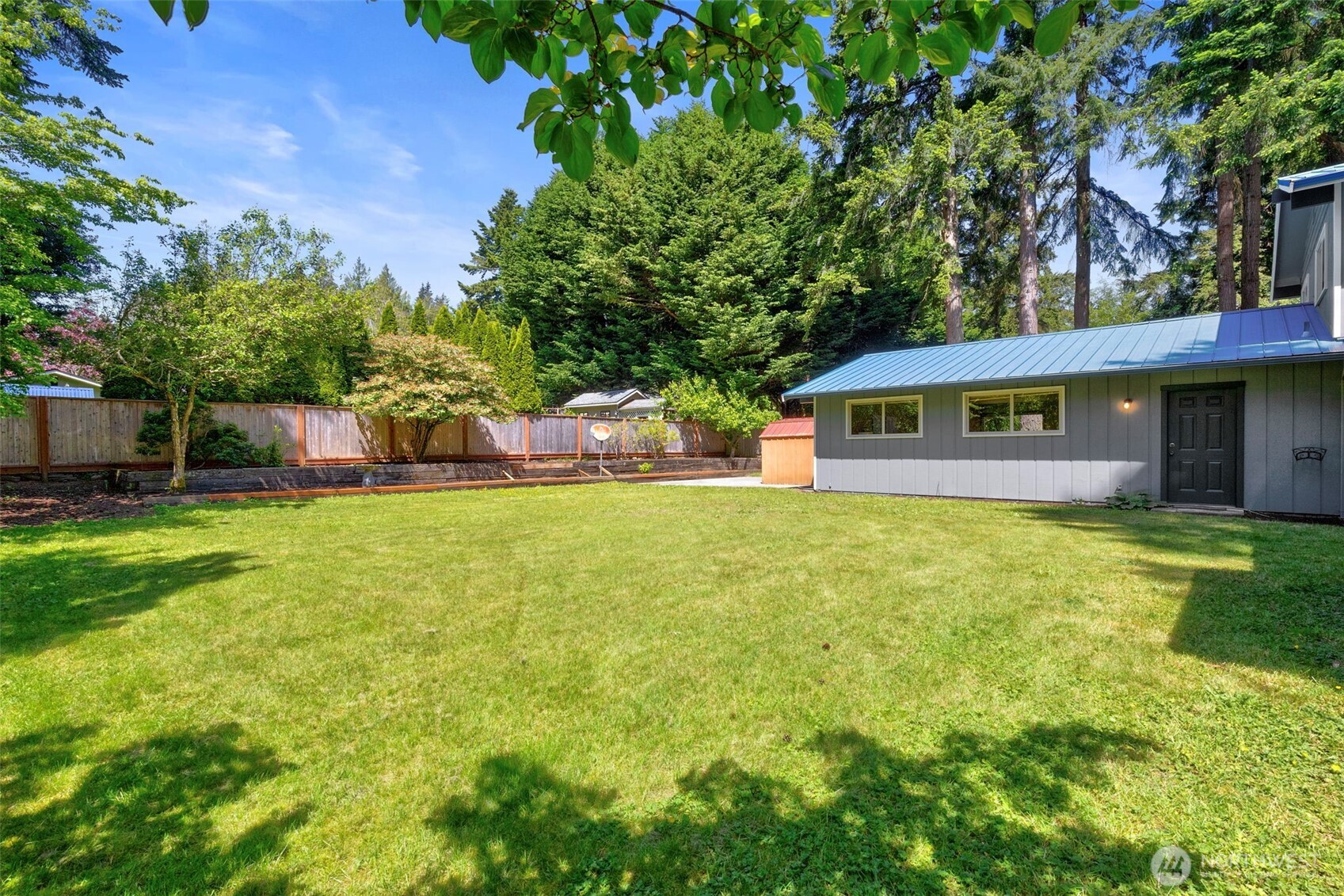 13893 John Street NE, Bainbridge Island, WA 98110