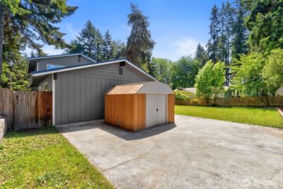 13893 John Street NE, Bainbridge Island, WA 98110 - Photo 34