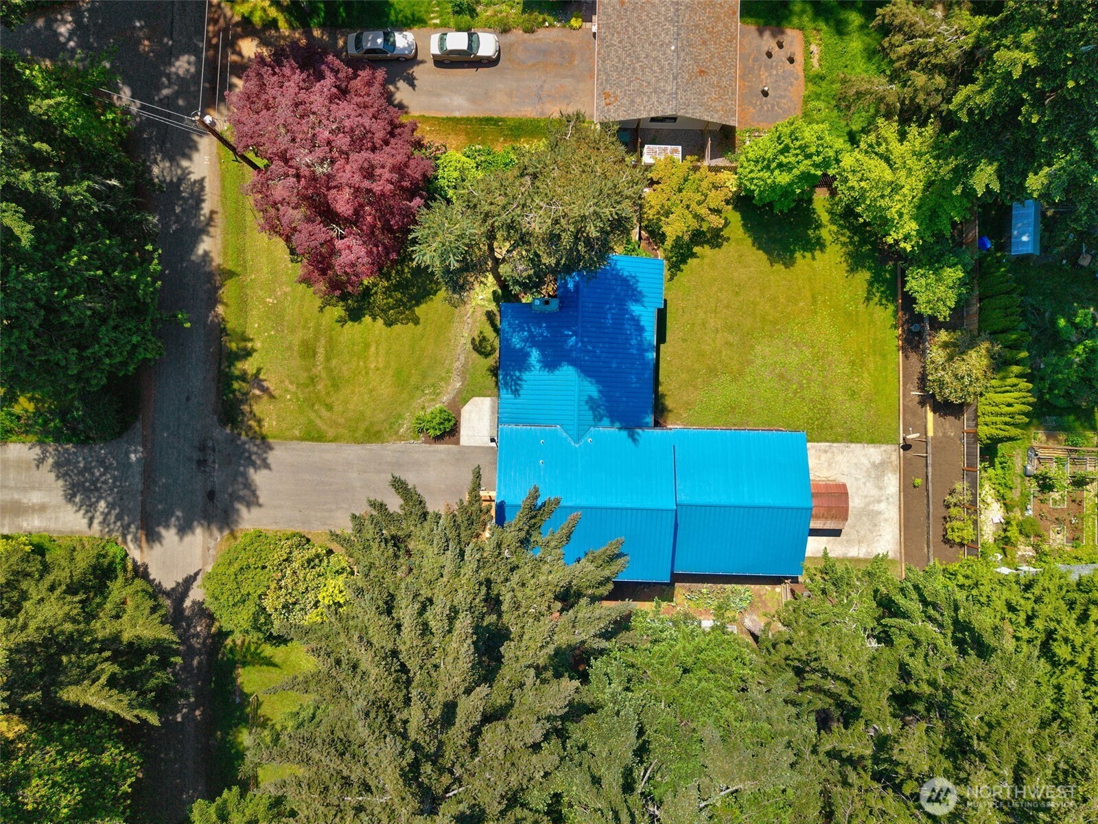13893 John Street NE, Bainbridge Island, WA 98110