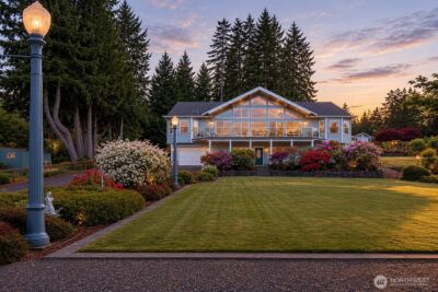 8151 E Seaview Drive , Port Orchard, WA 98366 - Photo 2