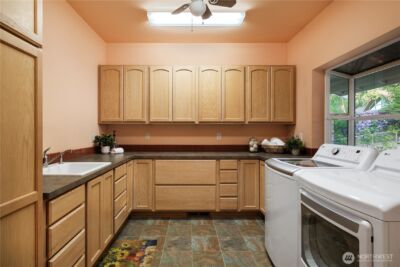 8151 E Seaview Drive , Port Orchard, WA 98366 - Photo 23