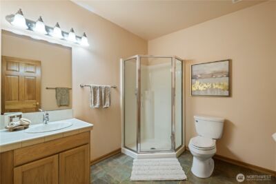 8151 E Seaview Drive , Port Orchard, WA 98366 - Photo 35