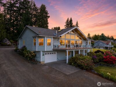 8151 E Seaview Drive , Port Orchard, WA 98366 - Photo 4