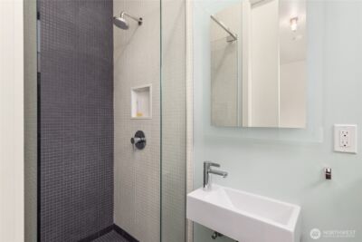 4670 Flying Goat Avenue NE, Bainbridge Island, WA 98110 - Photo 22