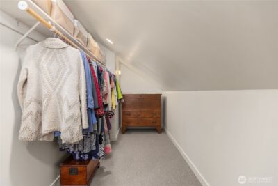 4670 Flying Goat Avenue NE, Bainbridge Island, WA 98110 - Photo 23