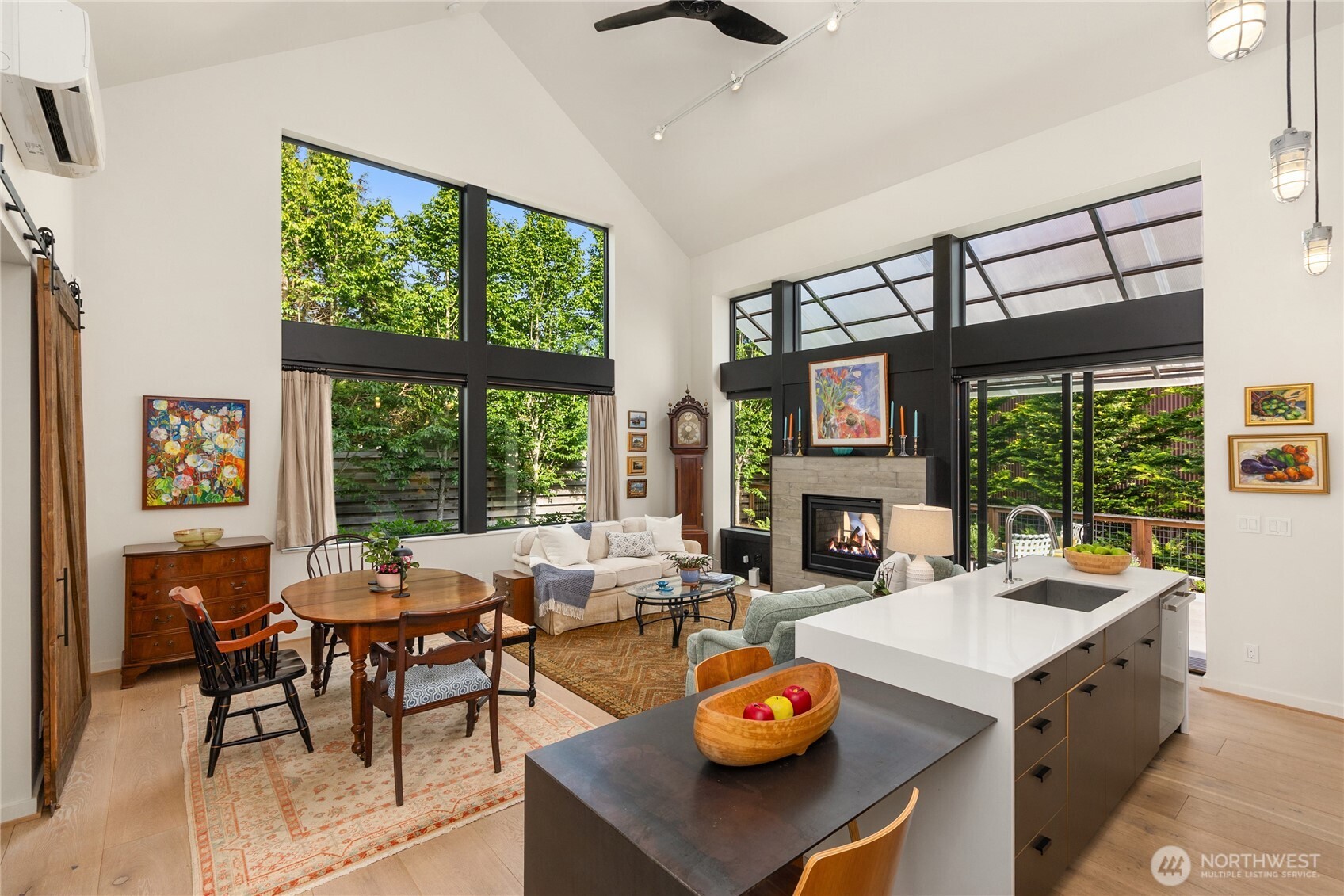 4670 Flying Goat Avenue NE, Bainbridge Island, WA 98110