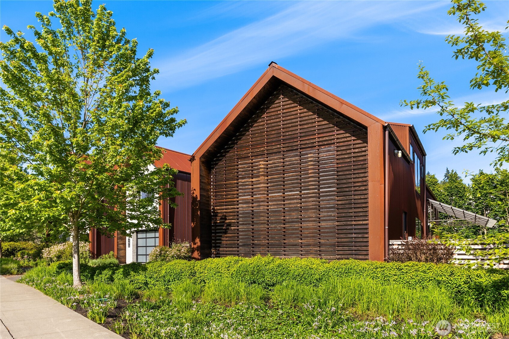 4670 Flying Goat Avenue NE, Bainbridge Island, WA 98110